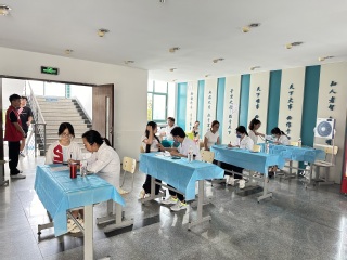 我校2024级新生入学体检工作...